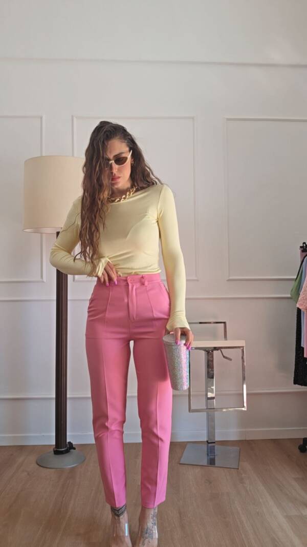 Pantalone slim Taglia M